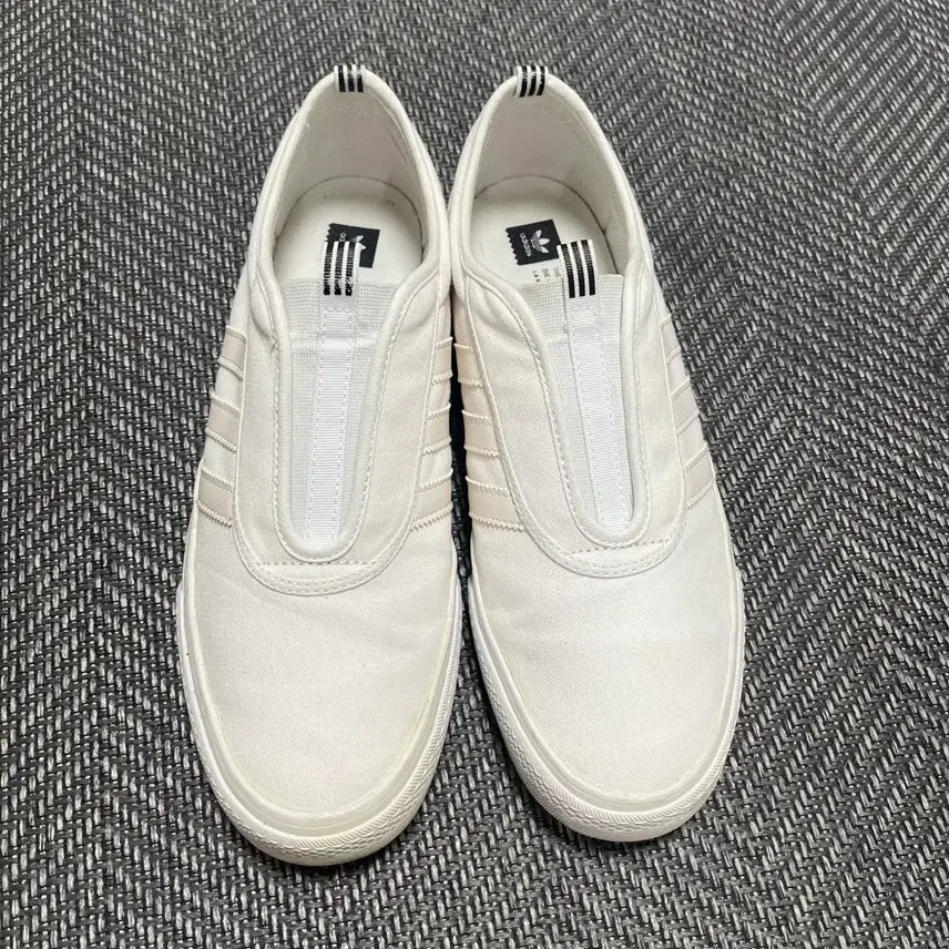 [BUNJANG] Adidas Slip-On Sneakers / 270mm] 아디다스(adidas)슬립온