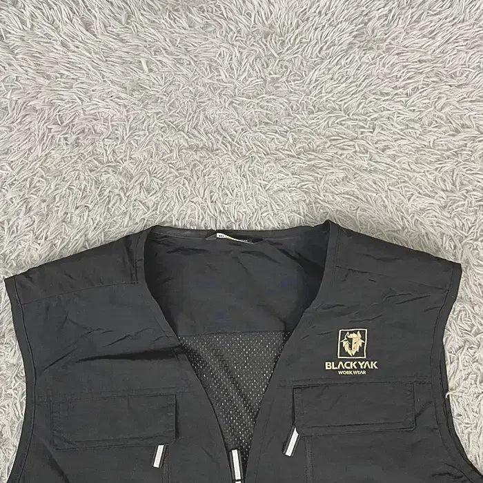 [BUNJANG] Black Yak Spring/Summer Zip-Up Vest Size 110 / 블랙야크 춘하 집업 조끼 110