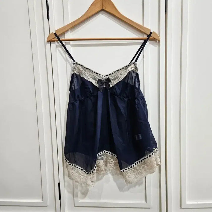 [BUNJANG] Navy Lace Bralette Camisole Top / 네이비 레이스 슬립 뷔스티에 탑