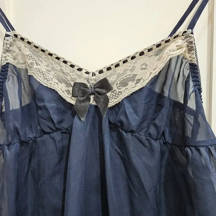 [BUNJANG] Navy Lace Bralette Camisole Top / 네이비 레이스 슬립 뷔스티에 탑