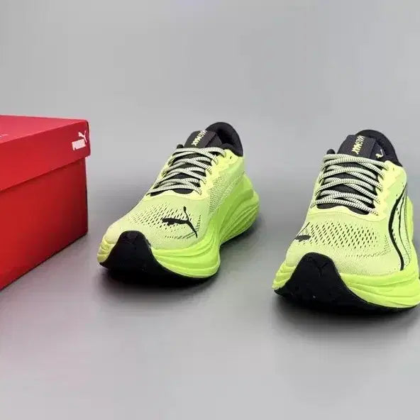 [BUNJANG] Puma MagMax NITRO Anti-Slip Running Shoes / 푸마 MagMax NITRO 미끄럼 방지 운동 런닝화