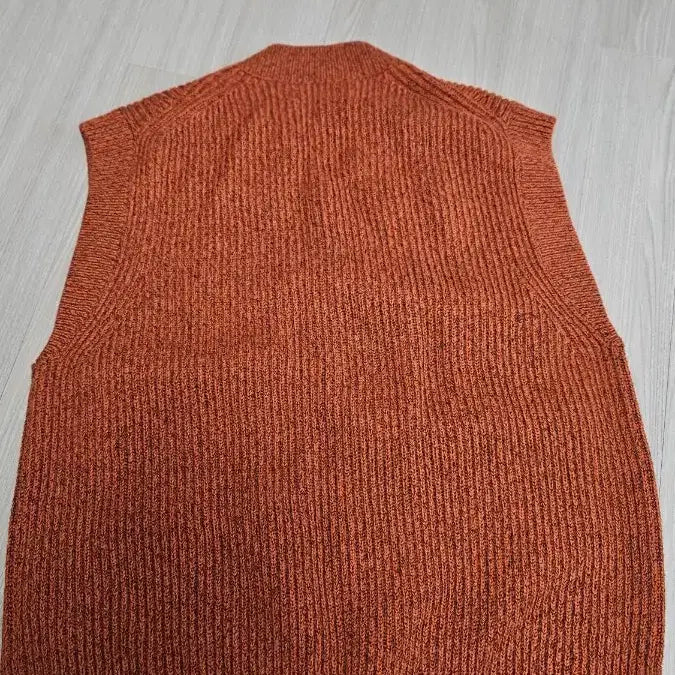 [BUNJANG] COS Knit Vest S / Cos / 니트베스트 / S