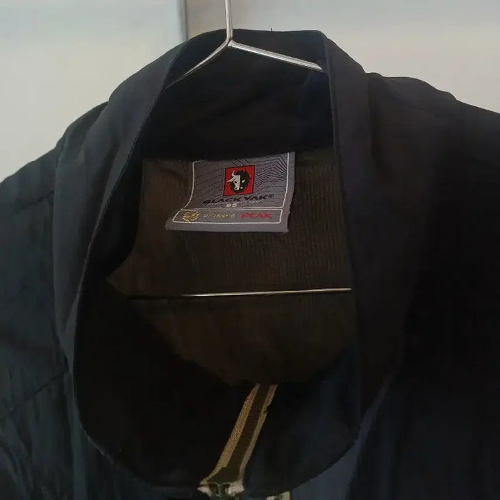 [BUNJANG] Black Yak Windbreaker Vest Size 95 / 블랙야크  바람막이 조끼 95