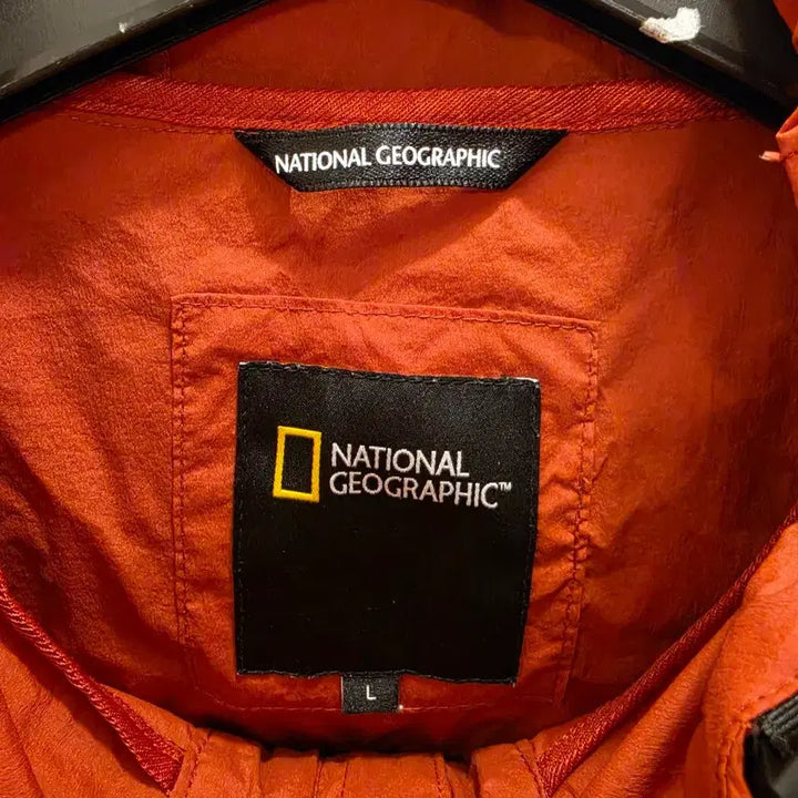 [BUNJANG] National Geographic Orange Windbreaker Hooded Jacket L / 7/54 내셔널지오그래픽 오렌지색 바람막이 후드 자켓 L