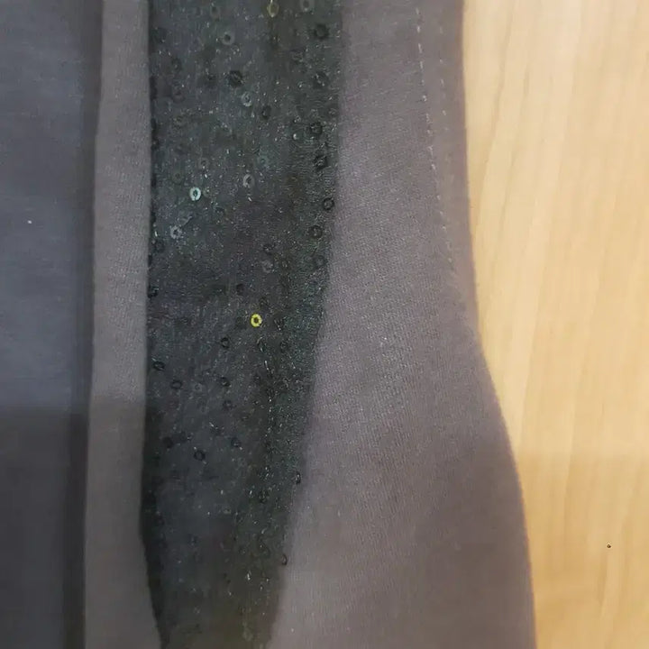 [BUNJANG] Sequin Embellished Vest (Size 55) / 스팽글 장식 조끼(55)
