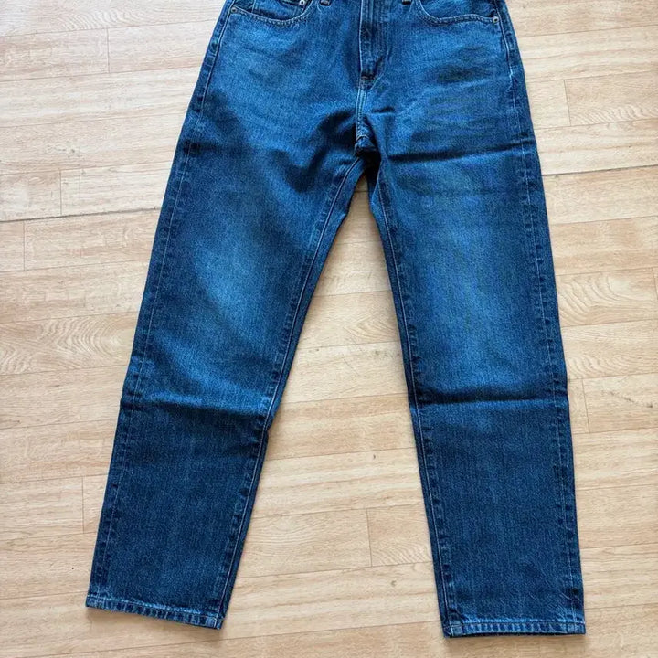 [BUNJANG] Uniqlo Regular Fit Tapered Jeans 29 Mid Blue / 유니클로 레귤러피트 테이퍼드진 29 중청