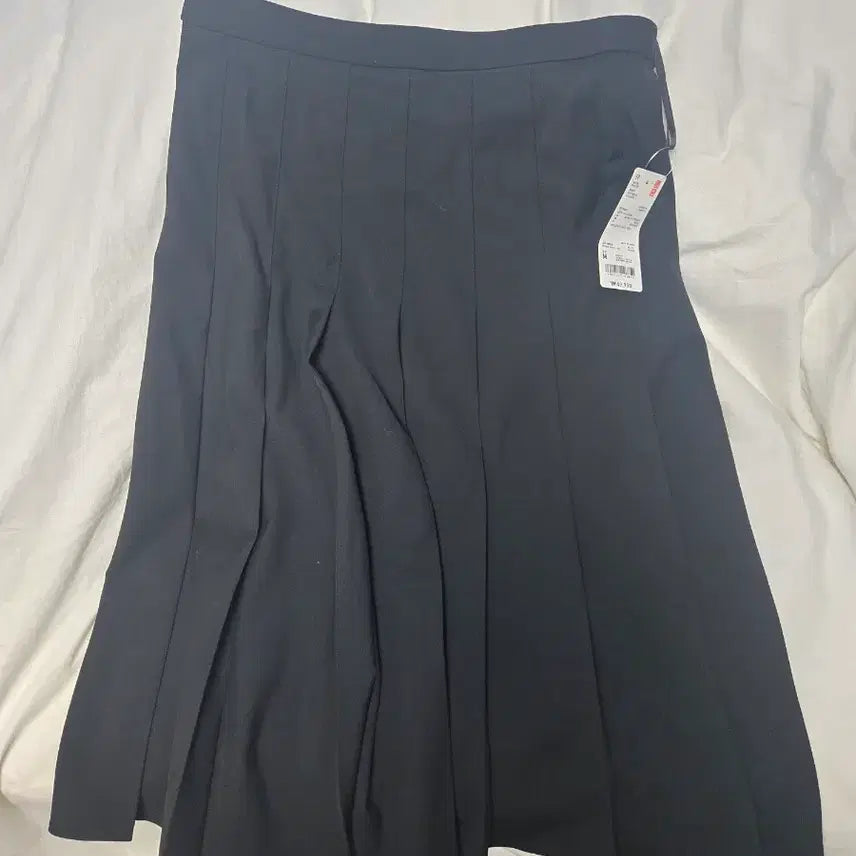 [BUNJANG] Uniqlo Wide Pleated Midi Skirt Black M / 유니클로 와이드 플리츠 미디 스커트 m