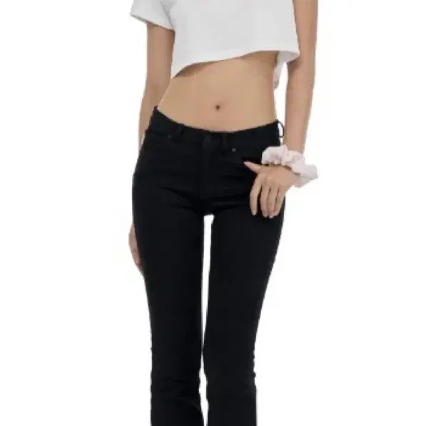 [BUNJANG] Clishure Black Ribbon Semi Low-Rise Jeans / 클리시어 블랙 리본 세미 로우라이즈 진