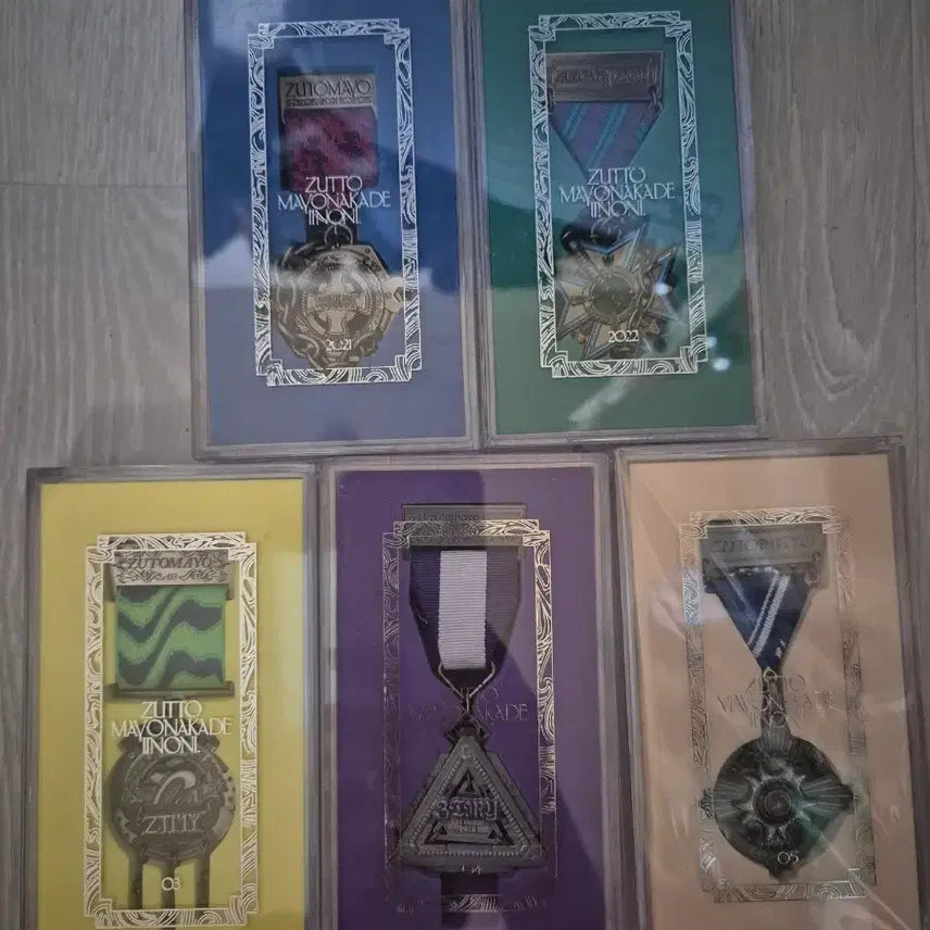 [BUNJANG] Zutto Mayo Medals Bundle Set (21-25) / 즛토마요 훈장 22-25 4개 일괄판매