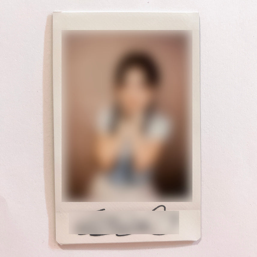 [BUNJANG] ARTMS Haseul Signed Polaroids / 아르테미스 하슬 싸인폴라 ARTMS 이달의소녀