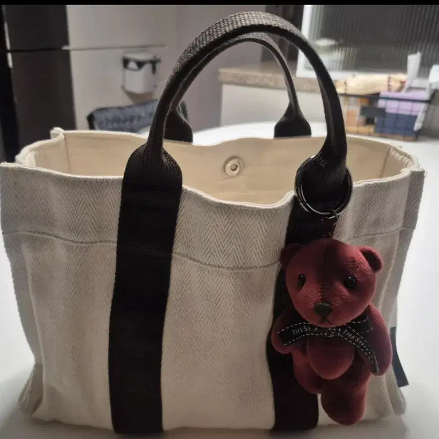 [BUNJANG] Shilla Hotel Eco Bag Tote with Bear Keychain / 신라호텔 에코백 토트