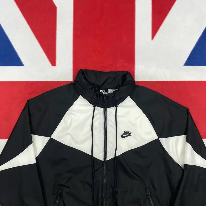 [BUNJANG] Nike Big Logo Windbreaker Jacket - Medium / 나이키 빅로고 바람막이 M