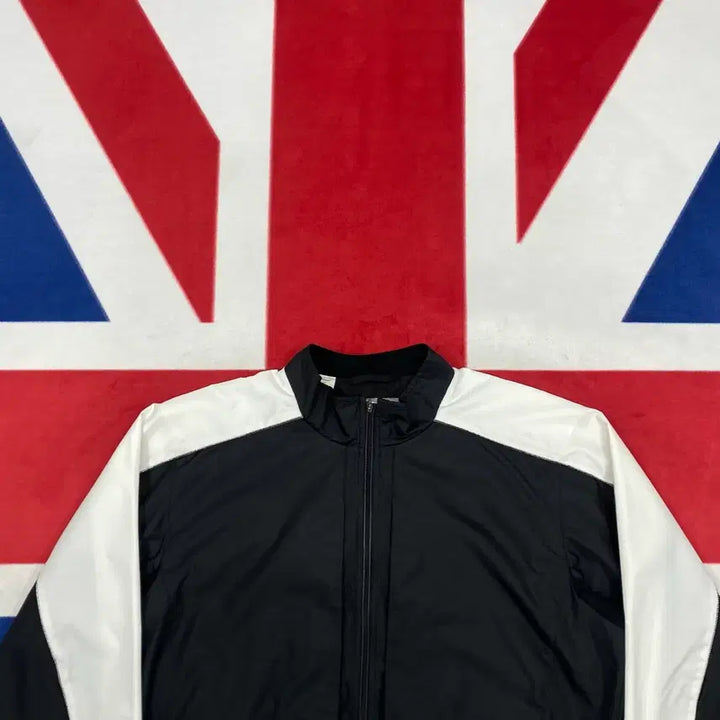 [BUNJANG] Nike Windbreaker Jacket Size 95 / 나이키 바람막이 95