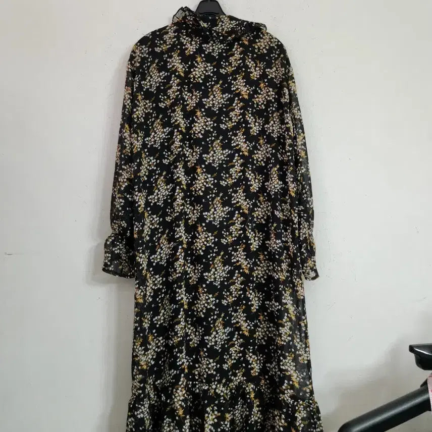[BUNJANG] Chiffon Floral Long Dress - Black / 쉬폰 플라워 롱 원피스 블랙새옷