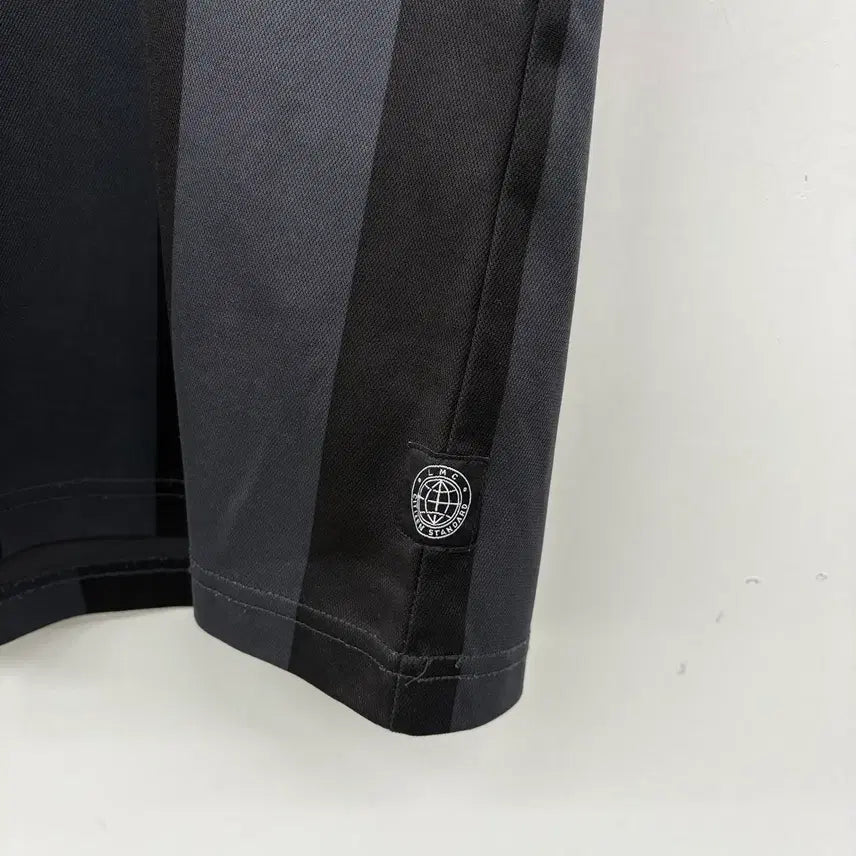 [BUNJANG] LMC Striped Football Jersey (Grey/Black) / LMC 검/회색 스트라이프 축구 유니폼 남성L