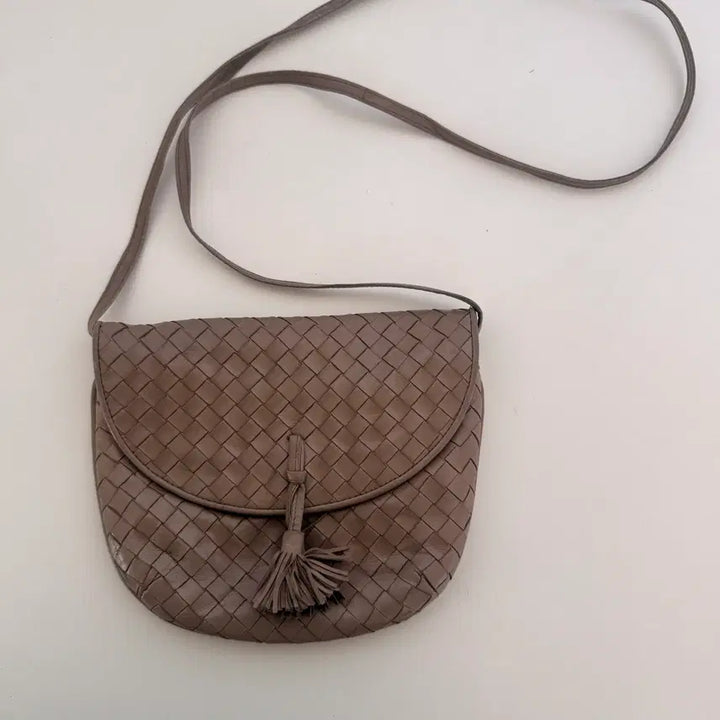 [BUNJANG] Bottega Veneta Intrecciato Crossbody Bag / 보테가 베네타(Bottega Veneta) 인트레치아토 크로스바디백