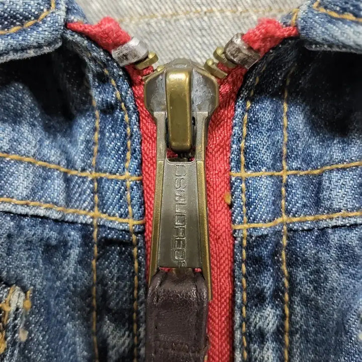 [BUNJANG] Dsquared2 Denim Jacket Red Zipper Detail / Dsquared2 데님 자켓 레드 지퍼 디테일.260501