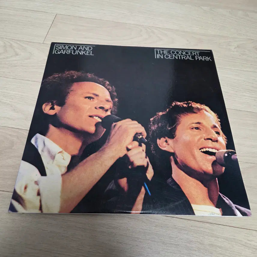 [BUNJANG] Simon &amp; Garfunkel The Concert in Central Park 2LP Vinyl Record / SIMON &amp; GARFUNKEL (CENTRAL PARK CONCERT)