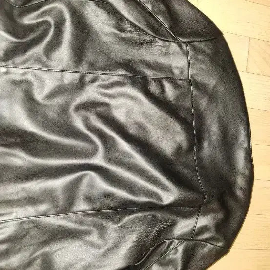 [BUNJANG] On &amp; On Black Leather Jacket with Gold Button Detail / 블랙 레더 금장 버튼 자켓 온앤온