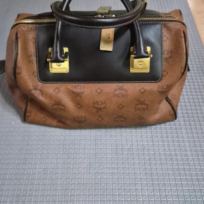 [SOLD OUT] MCM 비세토스 보스턴백 브라운