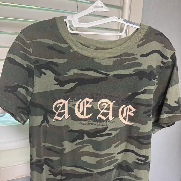 [BUNJANG] Aeae Camo Pattern Logo T-Shirt / Aeae 반팔티셔츠
