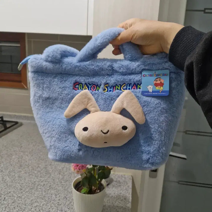 [BUNJANG] Sky Blue Furry Tote Bag with Crayon Shin-chan Character / 하늘색 가방~ 새상품