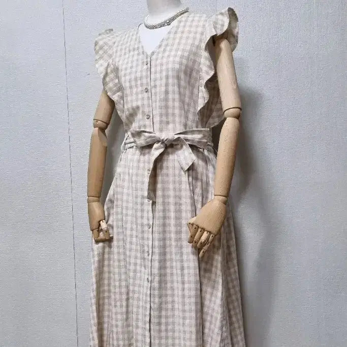 [BUNJANG] Beige Check Pattern Long Dress with Waist Strap and Frill Detail / 베이지 체크패턴 원피스