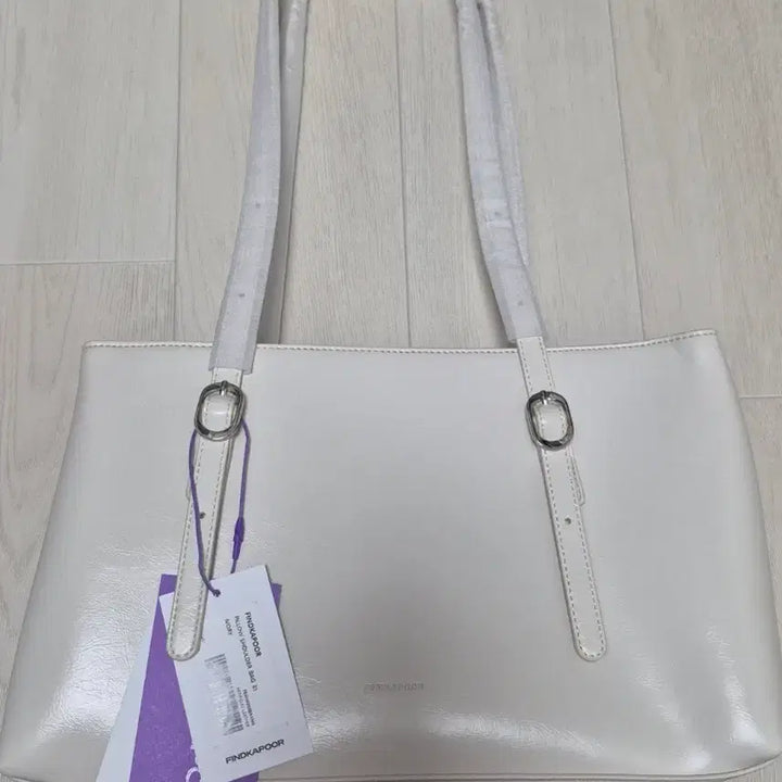 [BUNJANG] Find Kapoor Pillow Shoulder Bag / 파인드카푸어 필로우숄더백 새상품