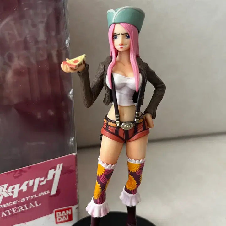 [BUNJANG] Bandai One Piece Valiant Material Bonney Figure / 반다이 원피스 VALIANT MATERIAL 보니 피규어