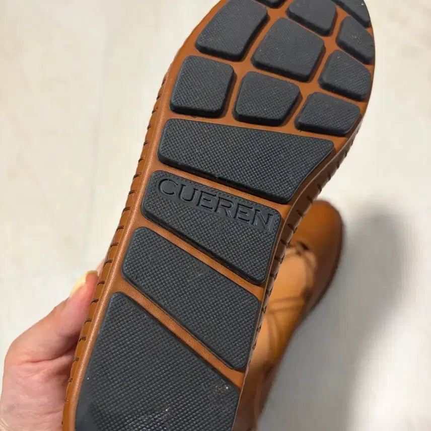[BUNJANG] Kuern Ballerina 14 Almond Flats Size 230 / 쿠에른 발레리나 14 아몬드 (230)