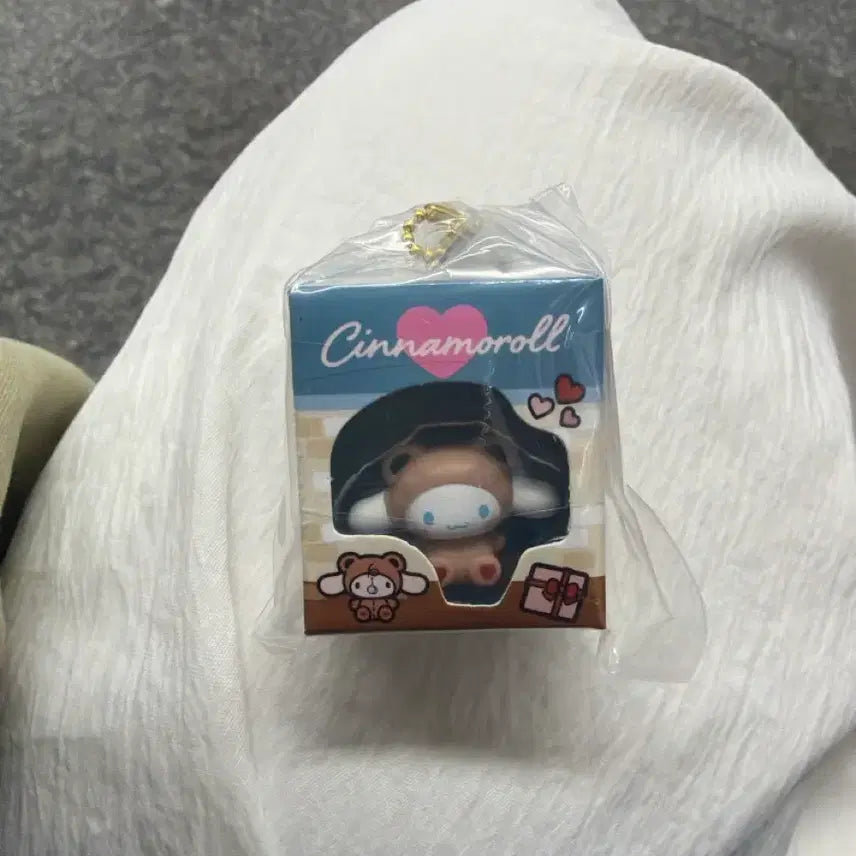 [BUNJANG] Cinnamoroll Rice Grain Gacha Figure / 시나모롤 쌀알 피규어 가챠 판매합니다