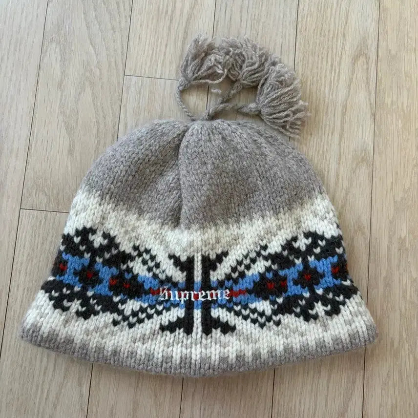 [BUNJANG] Supreme 22FW Tassel Beanie / 22FW 슈프림 테슬비니