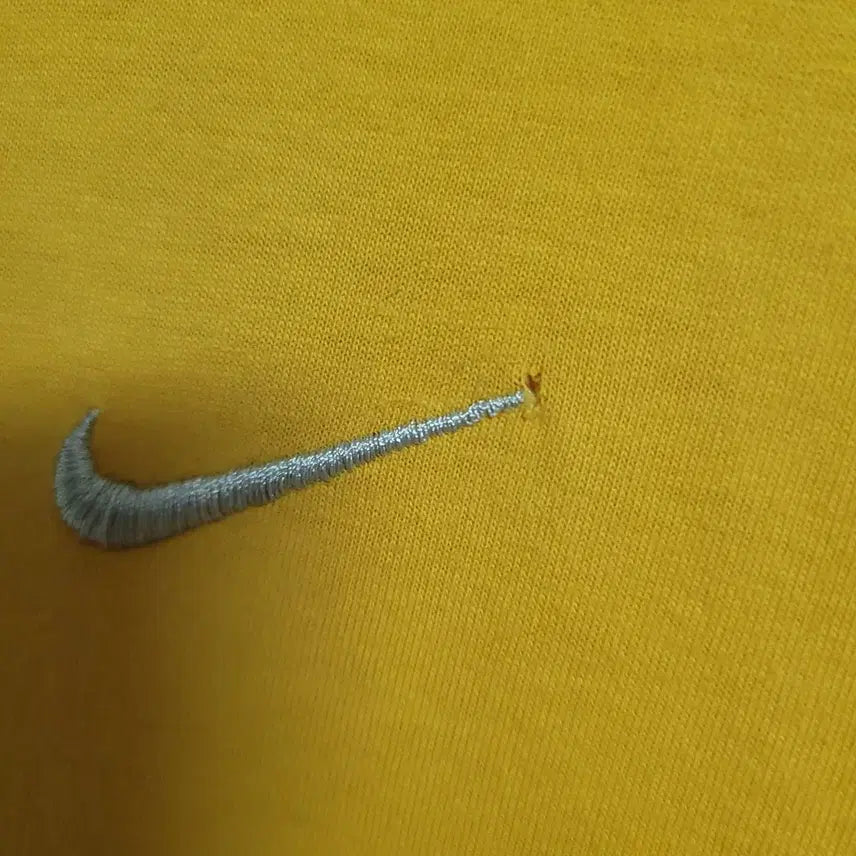 [BUNJANG] Nike Swoosh Short Sleeve T-Shirt Yellow / (L) NIKE 나이키 스우시 반팔 티셔츠 옐로우