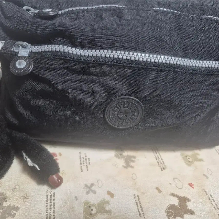[BUNJANG] Kipling Black Mini Crossbody Bag with Keychain / 키플링 블랙 미니 크로스백 + 키링