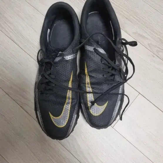 [BUNJANG] Nike Phantom GT2 Pro Futsal Shoes (250mm) / 나이키 팬텀 gt2 프로 풋살화 250