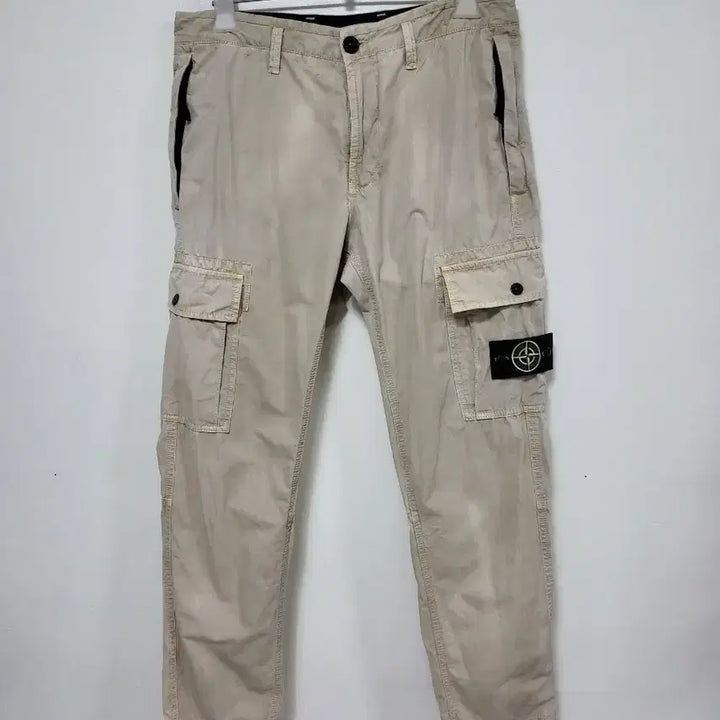 [BUNJANG] Stone Island Beige Cargo Pants / 스톤아일랜드 베이지 카고 바지.260501