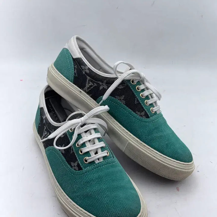 [BUNJANG] Louis Vuitton Sneakers / 정품)루이비통스니커즈 8 1/2