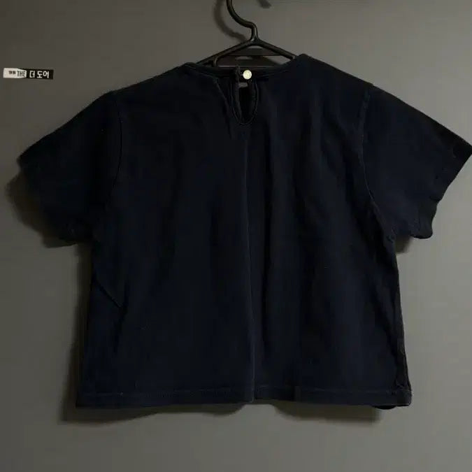 [BUNJANG] Navy Cropped Short-Sleeve T-Shirt / 네이비 크롭 반팔 티셔츠