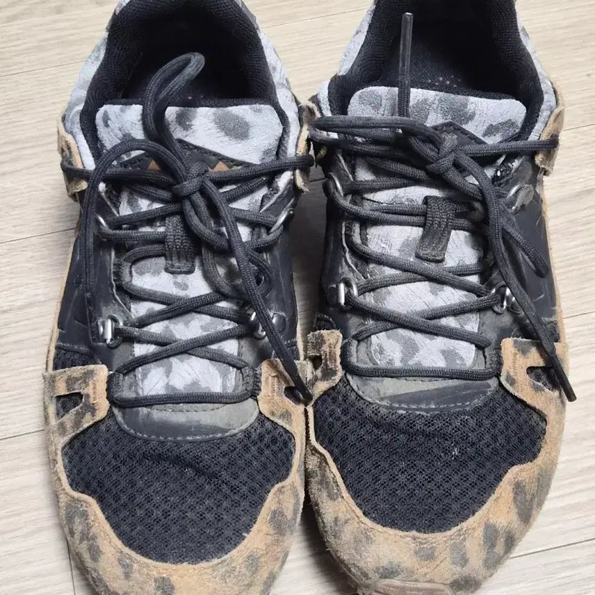 [BUNJANG] KOLON SPORT Leopard Pattern Trekking Shoes Size 245 / 코오롱스포츠 레오파드 패턴 트레킹화 245