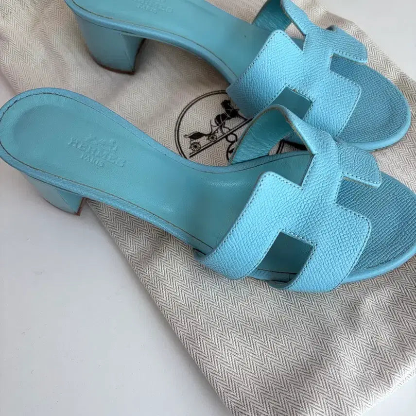 [BUNJANG] Hermes Oran Sandals Sky Blue / 에르메스 오란 샌들 하늘색