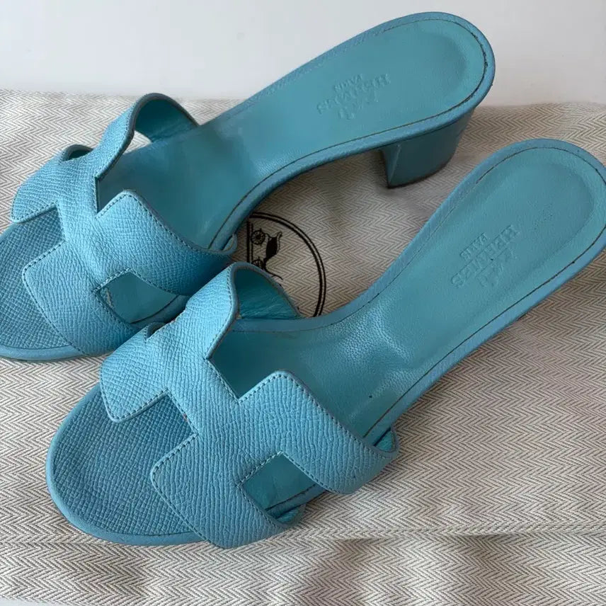 [BUNJANG] Hermes Oran Sandals Sky Blue / 에르메스 오란 샌들 하늘색