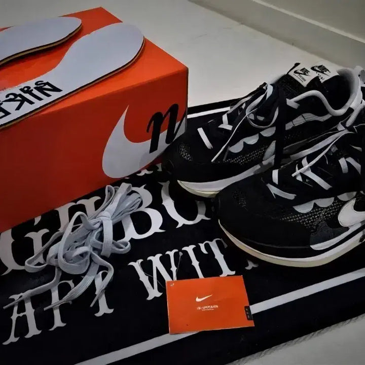 [BUNJANG] Nike Sacai Vaporwaffle Black White / 나이키 사카이 베이퍼와플 블랙화이트 275mm 판매합니다