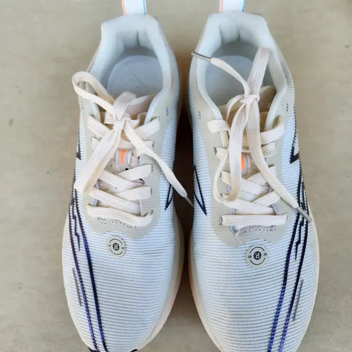 [BUNJANG] SOVCOELUY Running Shoes White Orange / SOVCOELUY 운동화 화이트 오렌지