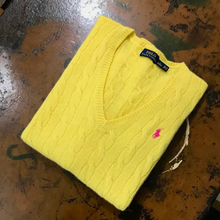 [BUNJANG] Polo Ralph Lauren Light Yellow Cashmere Blend Cable V-Neck Knit - Women&