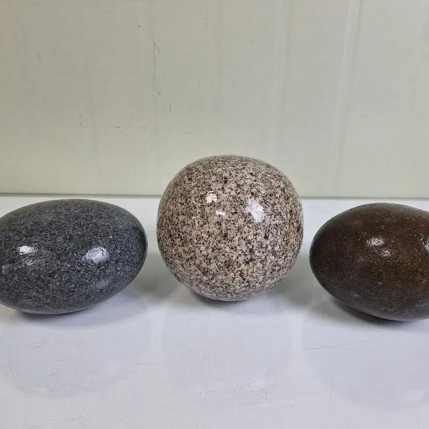 [BUNJANG] Namhangang River Natural Stone - Set of 3 Smooth, Round Stones / 수집 취미 남한강 자역석  수석 둥근돌 3점
