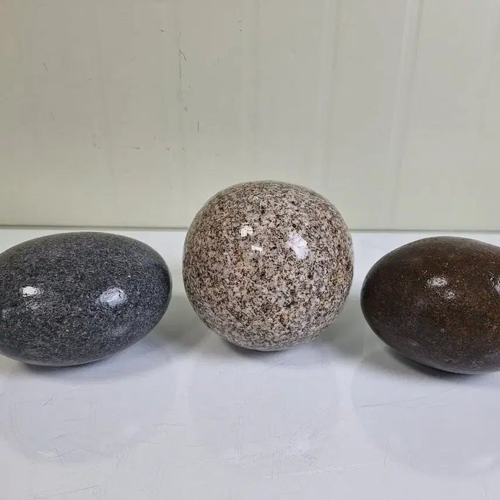 [BUNJANG] Namhangang River Natural Stone - Set of 3 Smooth, Round Stones / 수집 취미 남한강 자역석  수석 둥근돌 3점
