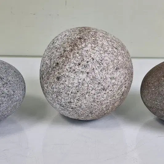 [BUNJANG] Namhangang River Natural Stone - Set of 3 Smooth, Round Stones / 수집 취미 남한강 자역석  수석 둥근돌 3점