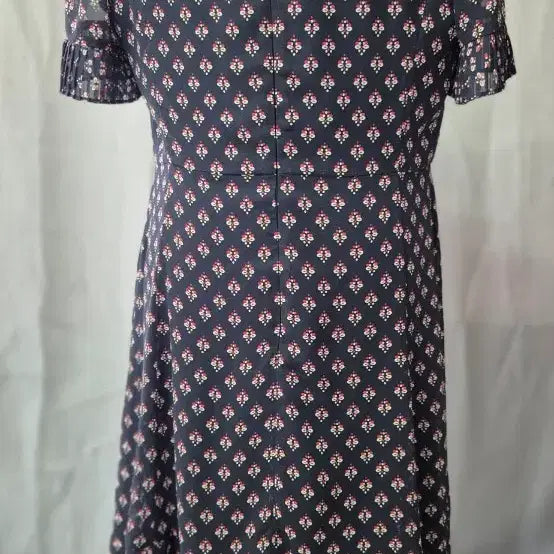 [BUNJANG] Olivia Lauren Pleated Collar Flower Pattern Short Sleeve Dress / 올리비안 로렌 플리츠 칼라 플라워 패턴 반팔 원피스