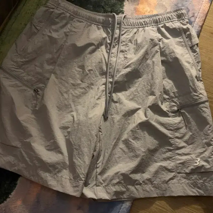 [BUNJANG] New Balance UNI NANO LIGHT 4.5 Inch Woven Short Pants / 뉴발란스 반바지