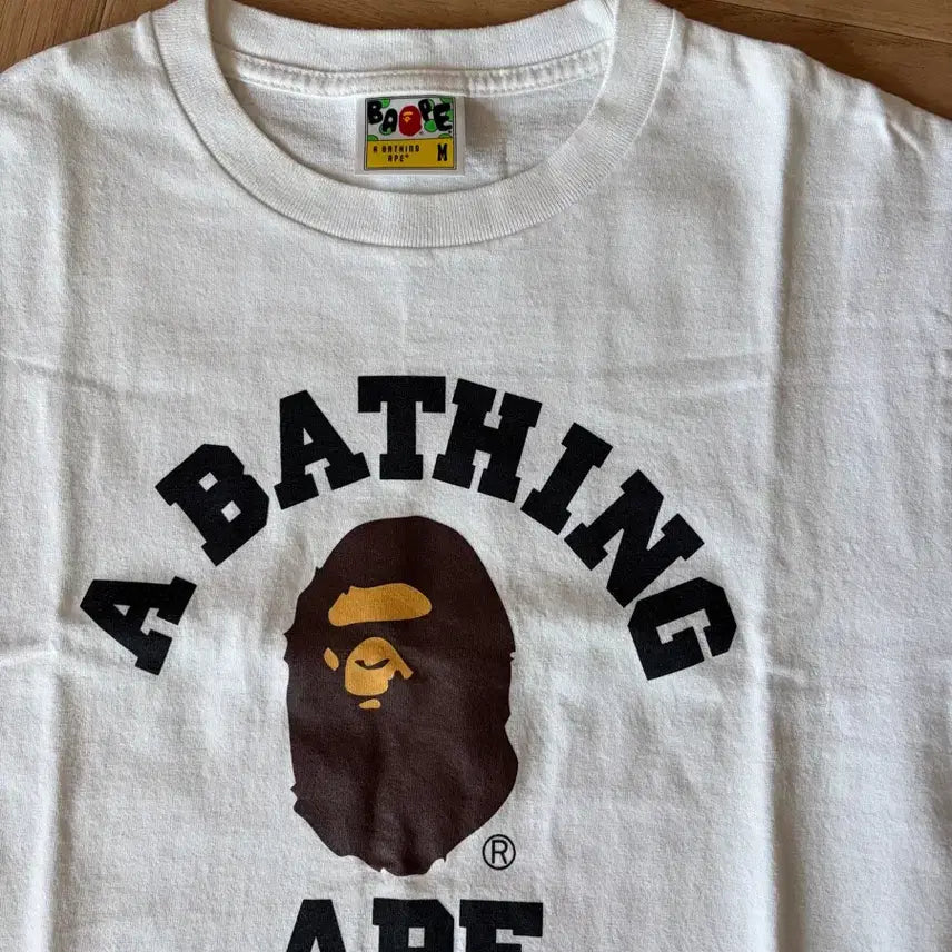 [BUNJANG] BAPE College T-Shirt White M / 베이프 컬리지 티셔츠 반팔 M